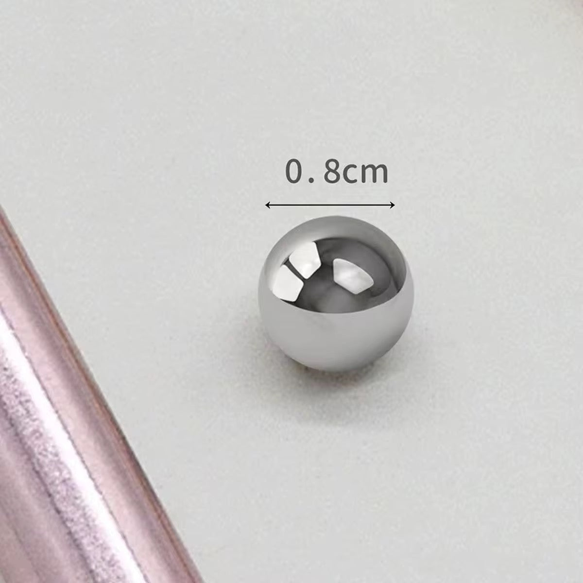Aura Cat Eye Magnet
