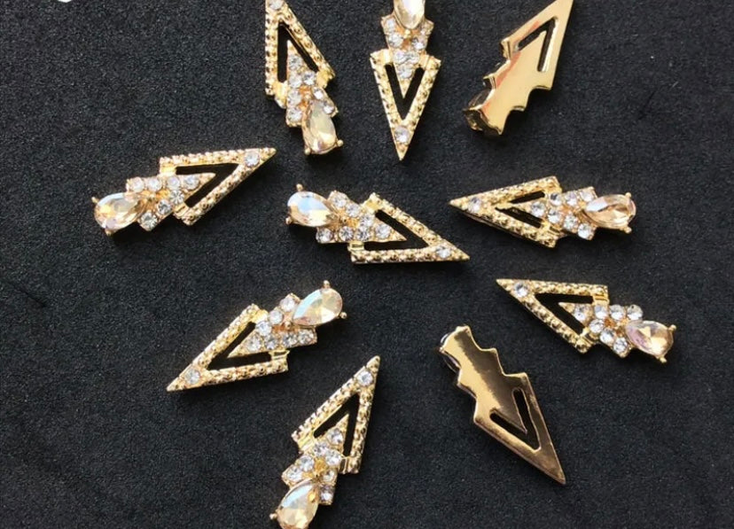 Vixen Charms 10 pieces